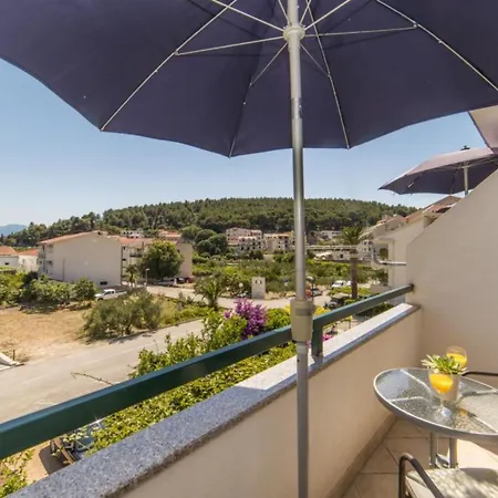 Nmn * Drvenik (Split-Dalmatia)